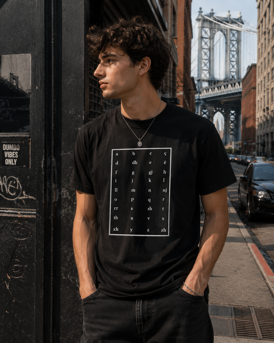 Alphabet T-Shirt Corner-Black